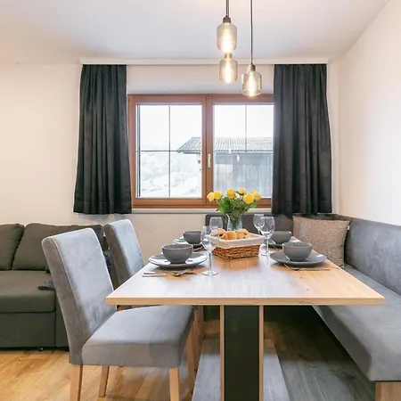 Steiner Apartment
